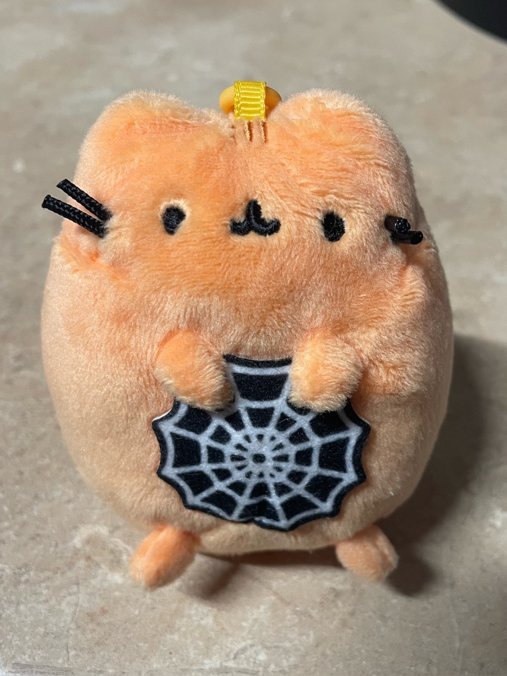 New Gund Pusheen 2026 Halloween Mystery Plush Clip Orange Cat Spiderweb